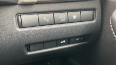 Nissan Qashqai 1.3 DiG-T MH 158 Tekna 5dr Xtronic Petrol Hatchback